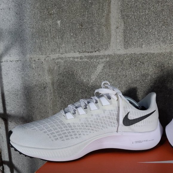 Nike White and Gray Athletic Shoes - Picture 11 of 12